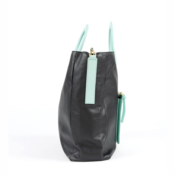 Gropius tote by Ivy Cove - black and blue leather with strap - Picture 7 of 7